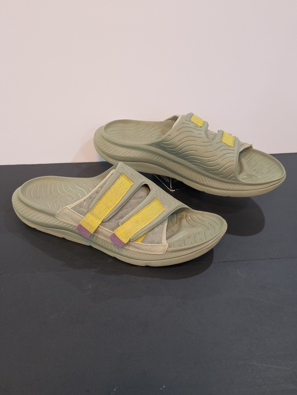Hoka Ora Luxe Men Slides Size 13